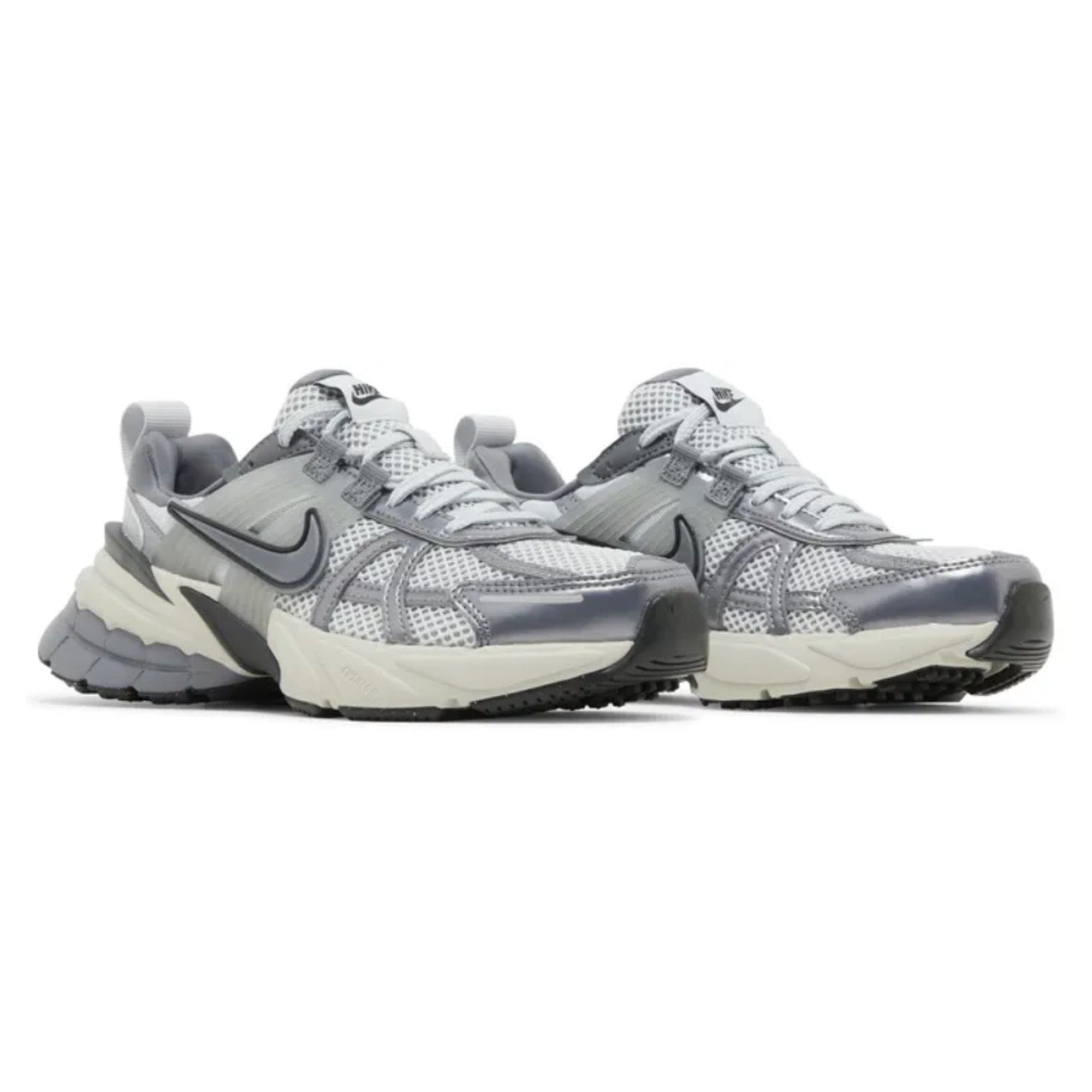 Nike Wmns V2K Run 'Pure Platinum Wolf Grey'