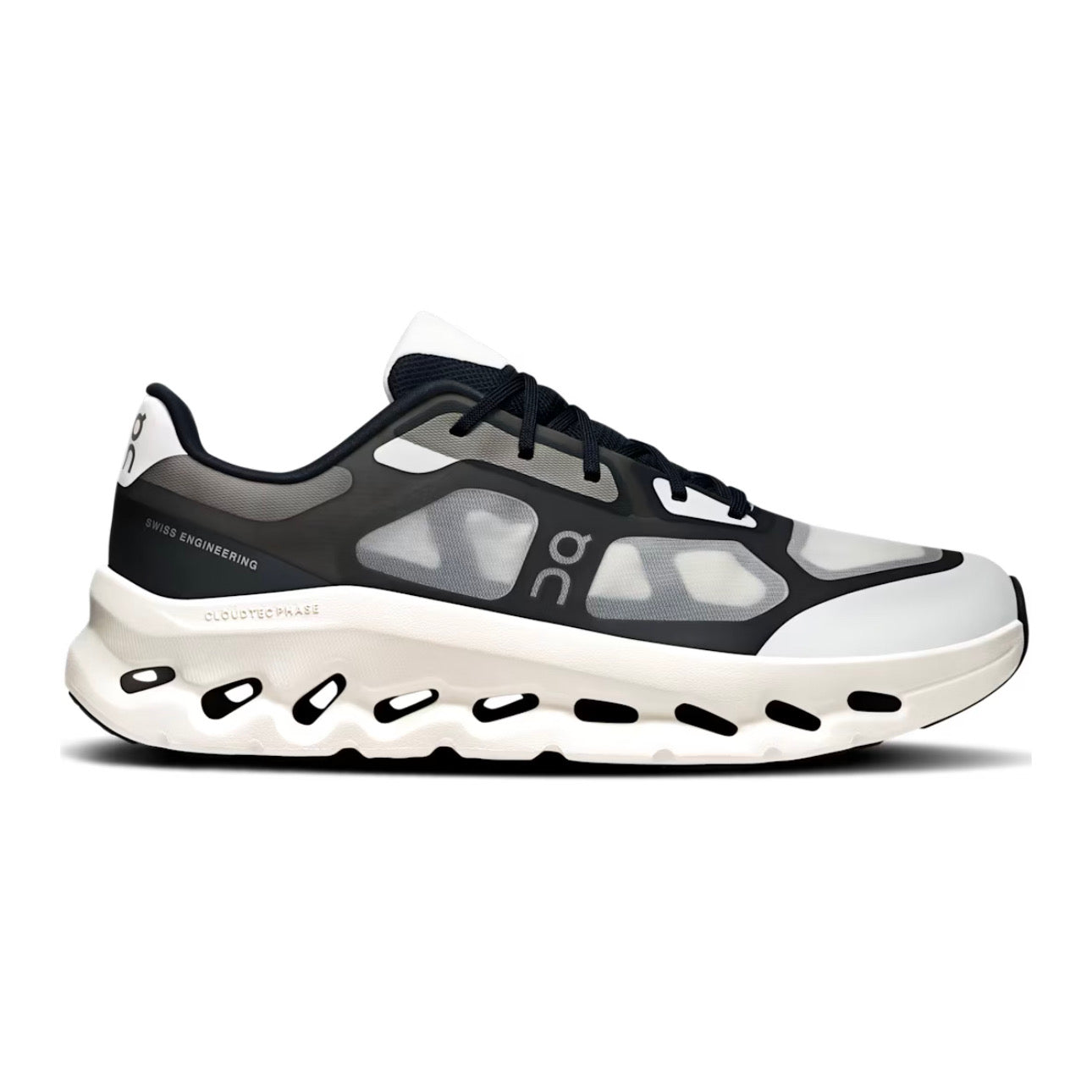 On Running Cloudtilt Remix Black | Ivory
