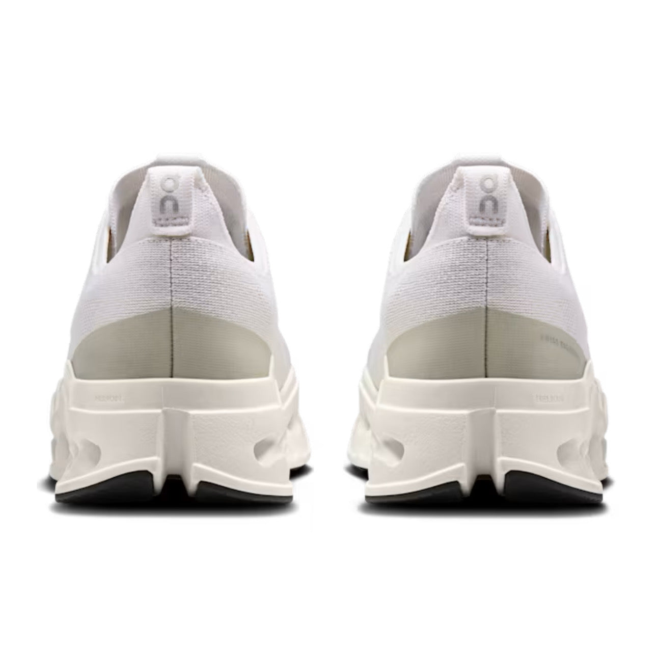 ON Cloudsurfer Max White | White